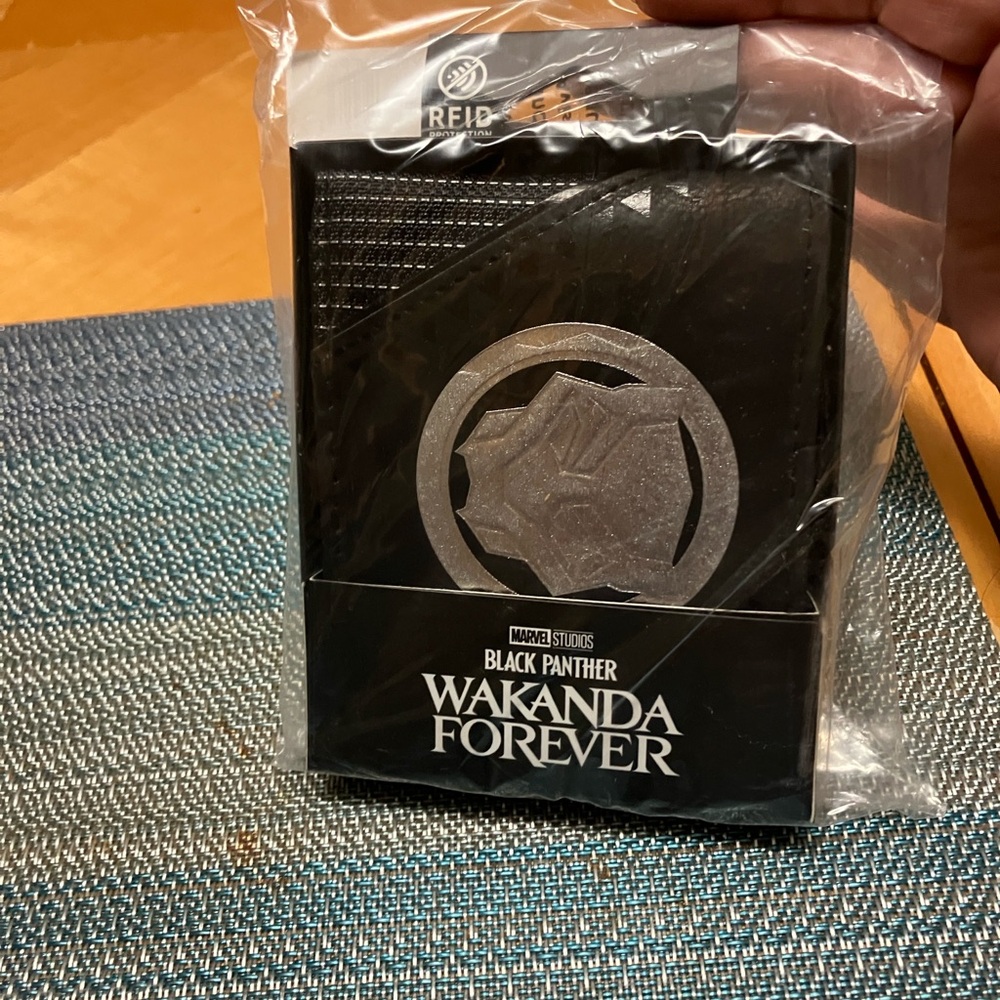 Marvel Wakanda Forever Black and Silver Wallet🔥